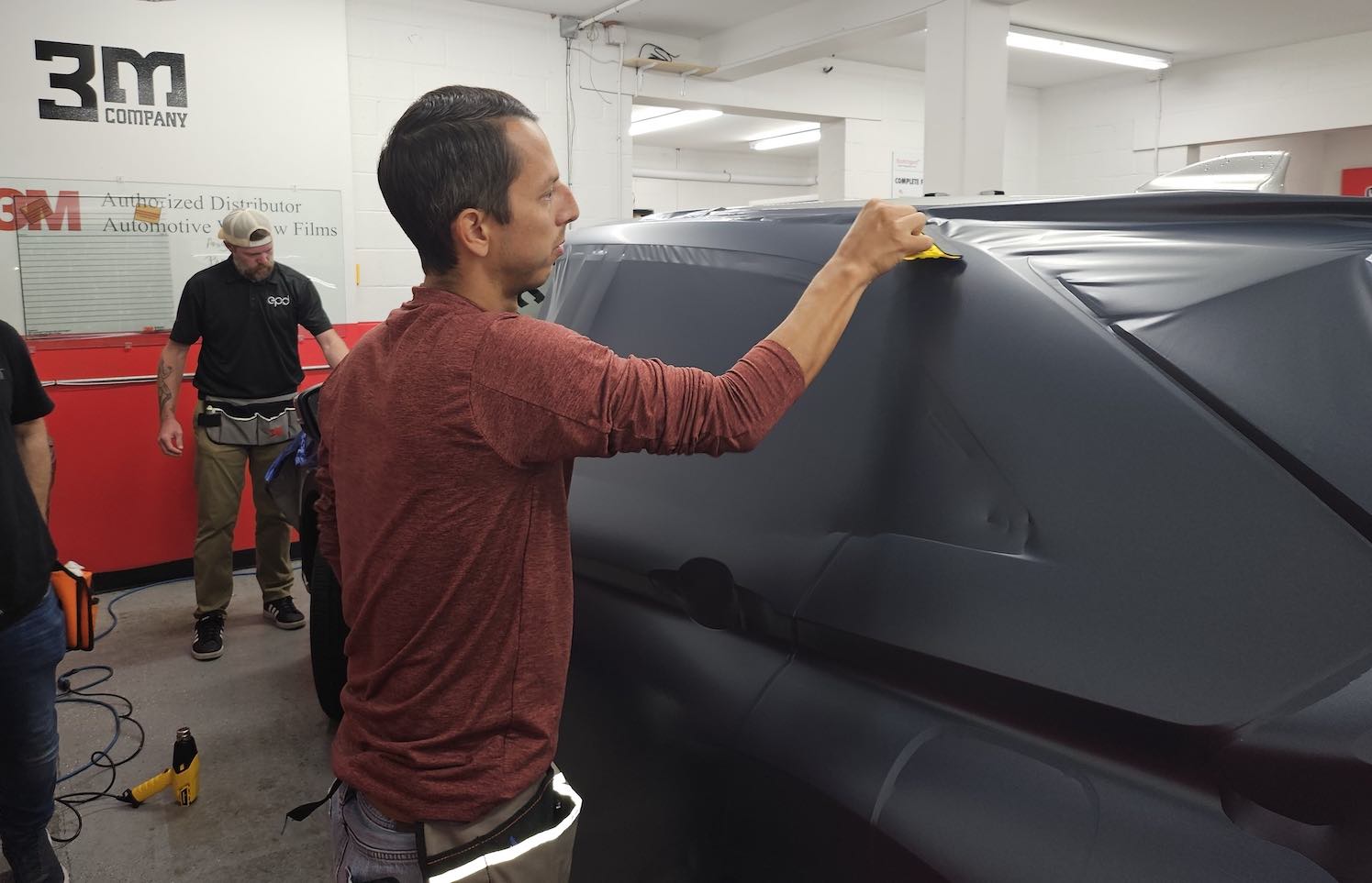How to Become a 3m Dealer or Certified Installer - Image of 3M Color Change Wrap Installation Training