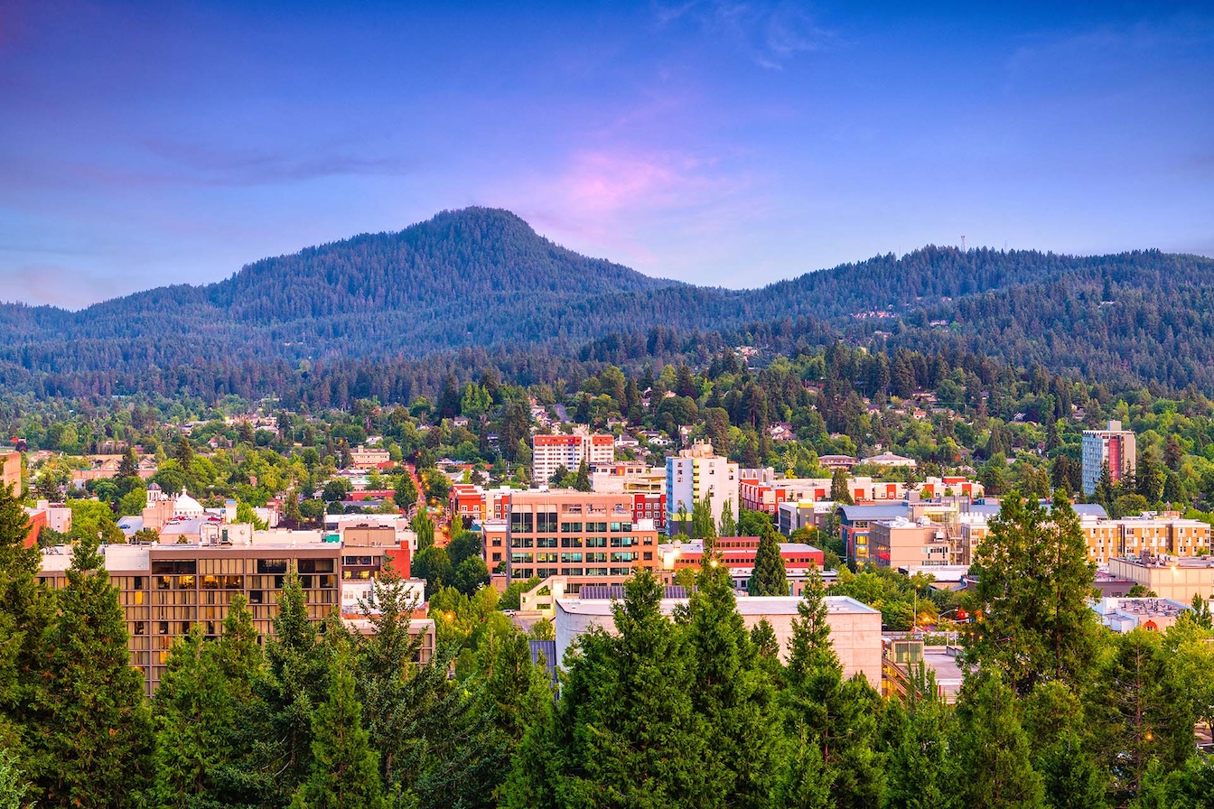 Eugene, Oregon, downtown cityscape at dusk.