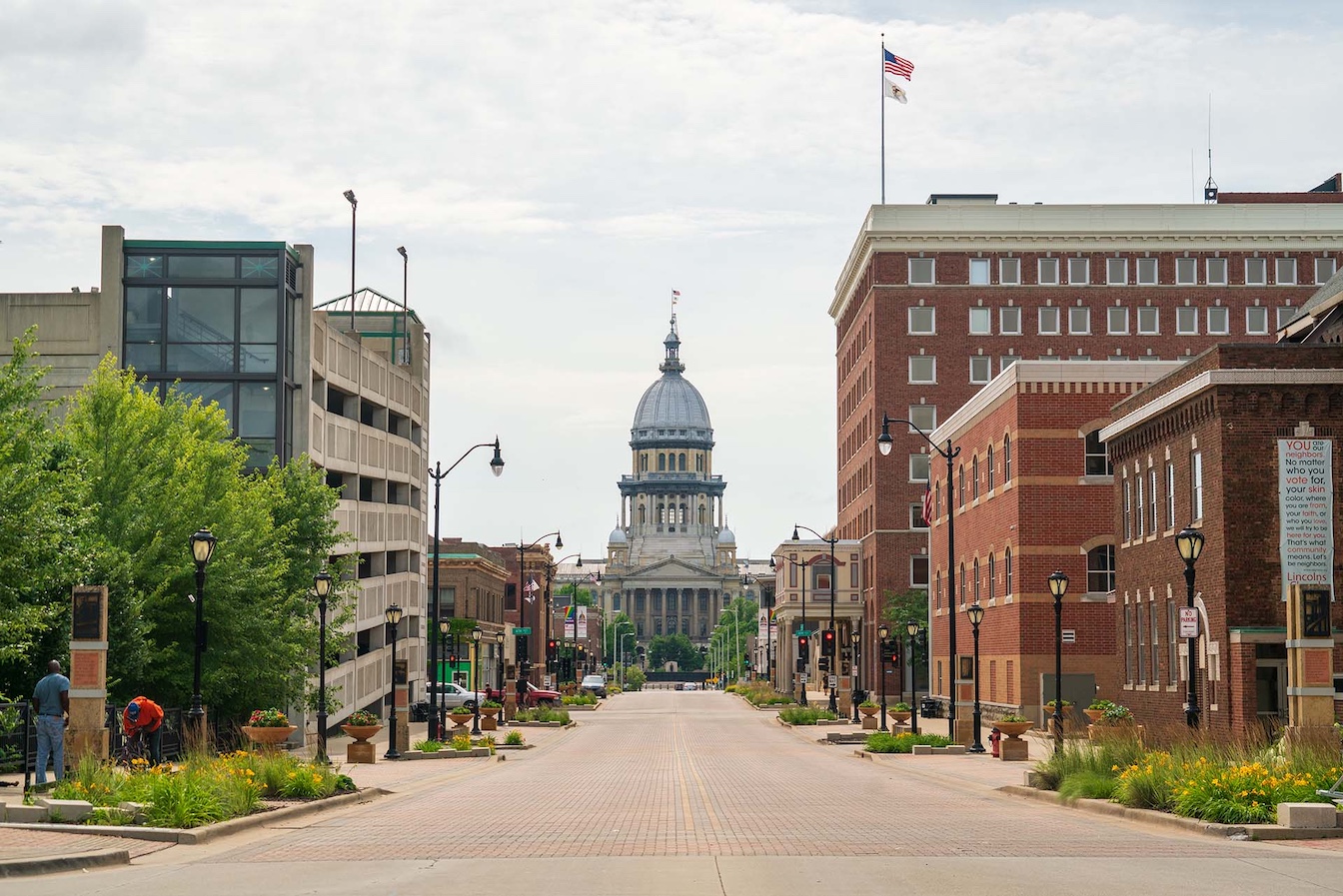 Street View of the Illinois State Capitol Building in Springfield